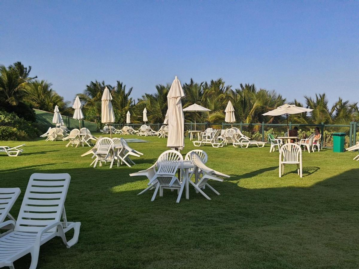 Apartamento Guarajuba pé na areia Exterior foto